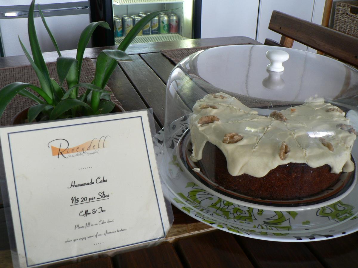 Rivendell Hotel Windhoek Esterno foto